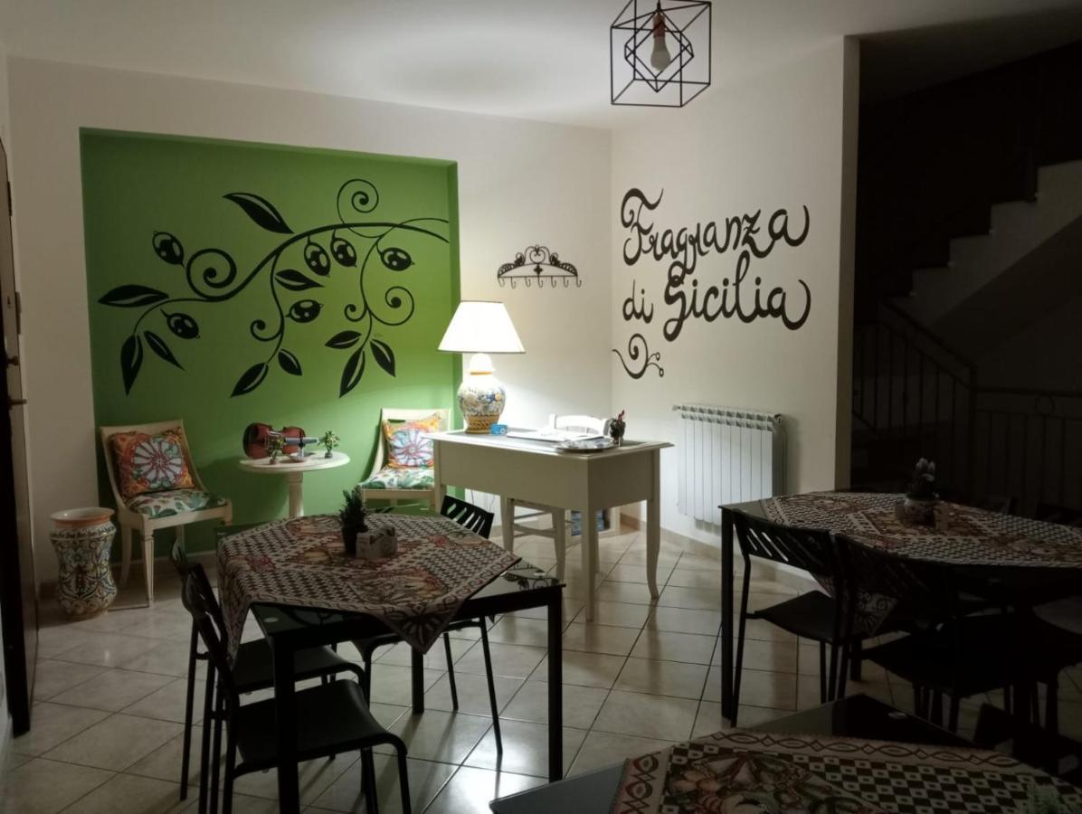 B&B Fragranza Di Sicilia Джардини Наксос Екстериор снимка