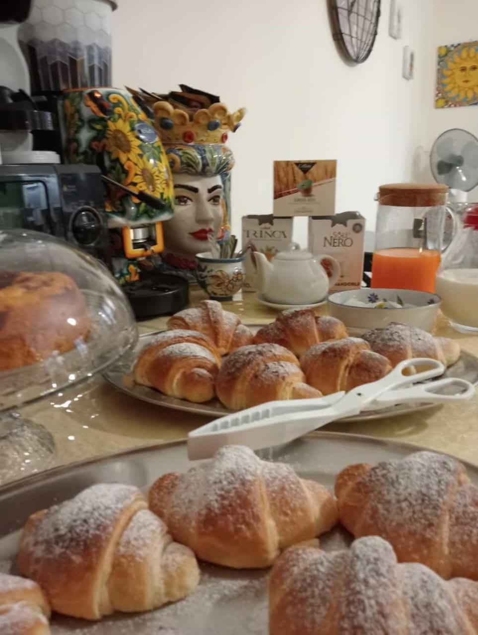 B&B Fragranza Di Sicilia Джардини Наксос Екстериор снимка