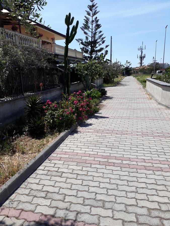 B&B Fragranza Di Sicilia Джардини Наксос Екстериор снимка
